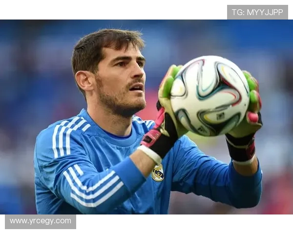 帅气男足球明星高清图片大集合展现运动魅力与风采